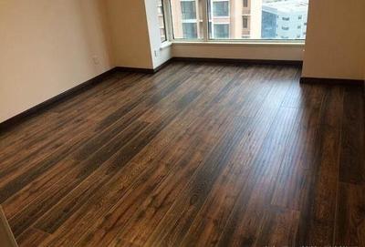 15萬硬裝花費(fèi)，電視背景墻與木地板提升檔次，究竟值不值？